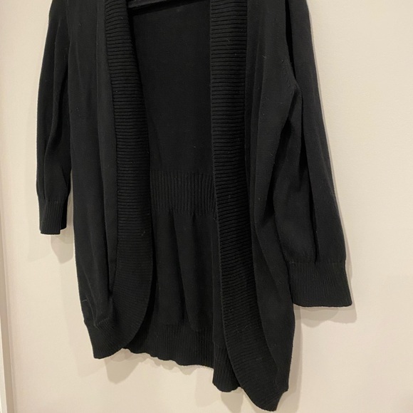 •2/$30• Black 89th & Madison Open Cardigan - Size Medium - Picture 3 of 5
